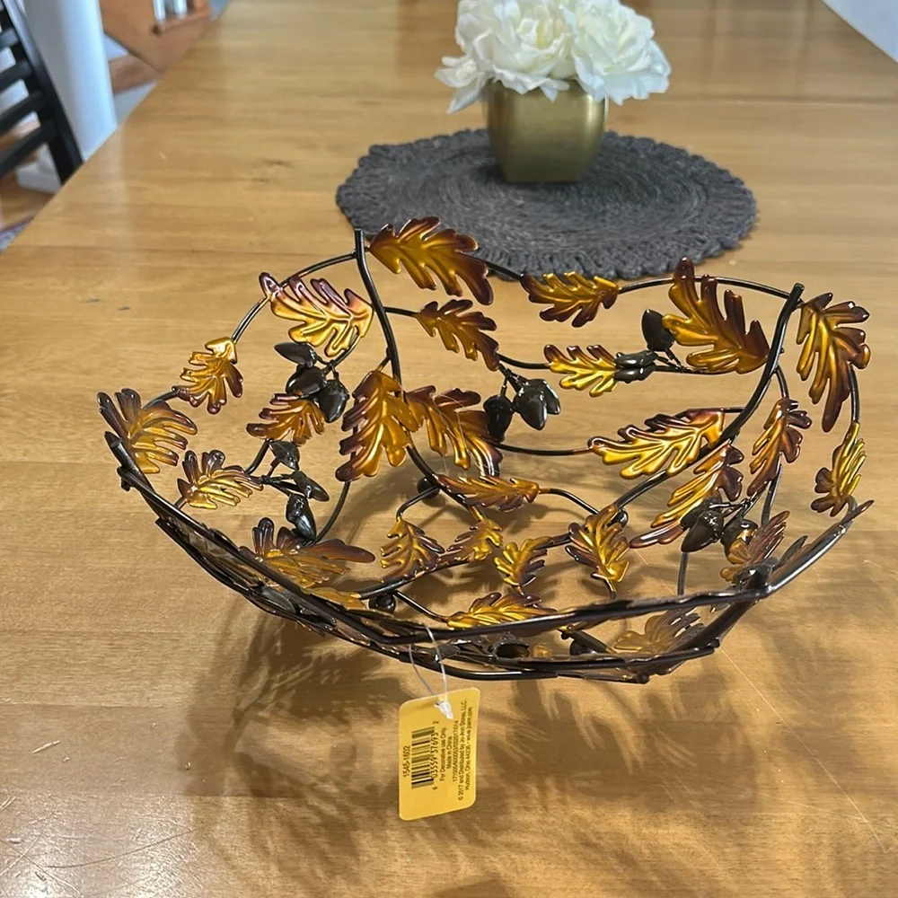 Fall Into Color Wire Basket